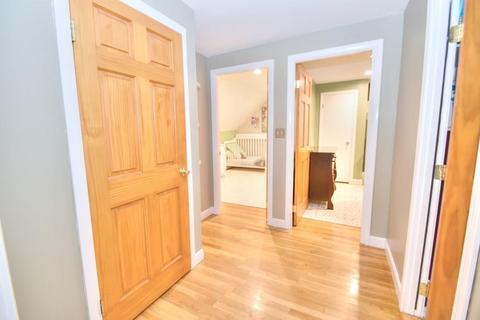 9 Edith Ave, Woburn, MA 01801 photo 20