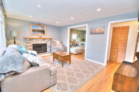 9 Edith Ave, Woburn, MA 01801 photo 9