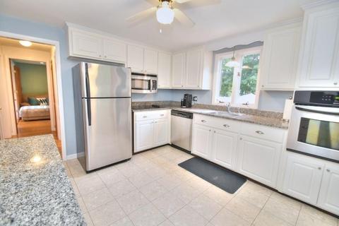 9 Edith Ave, Woburn, MA 01801 photo 7