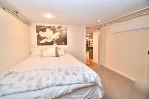 9 Edith Ave, Woburn, MA 01801 photo 36
