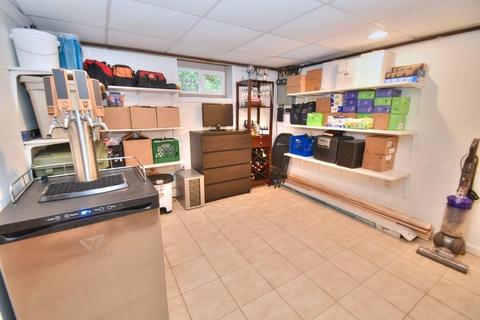 9 Edith Ave, Woburn, MA 01801 photo 39