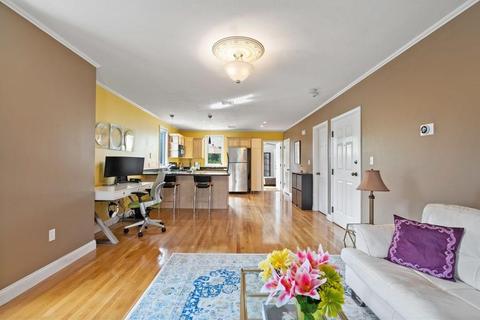 83 Dix St #5, Dorchester, MA 02122 photo 3