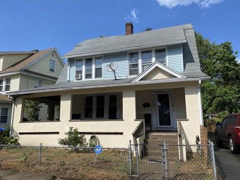 26 Glendell Ter, Springfield, MA 01108 photo 2