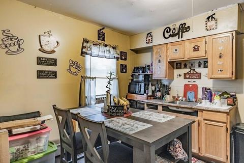 32 Dickinson St, Springfield, MA 01108 photo 5