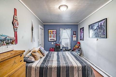 32 Dickinson St, Springfield, MA 01108 photo 18