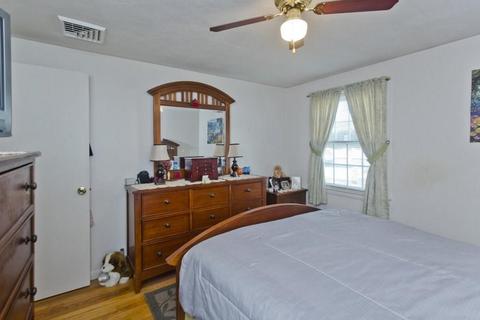 17 Arthur St, Springfield, MA 01104 photo 23
