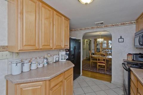 17 Arthur St, Springfield, MA 01104 photo 17
