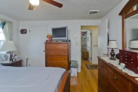 17 Arthur St, Springfield, MA 01104 photo 22