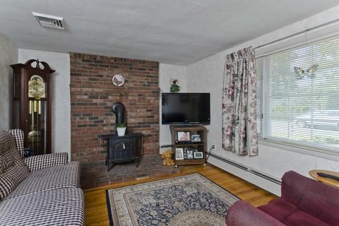 17 Arthur St, Springfield, MA 01104 photo 4