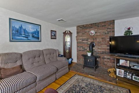 17 Arthur St, Springfield, MA 01104 photo 6