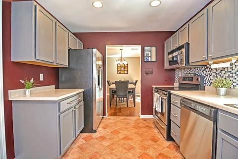 129 Wilson Rd, Fall River, MA 02720 photo 12