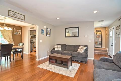 129 Wilson Rd, Fall River, MA 02720 photo 7