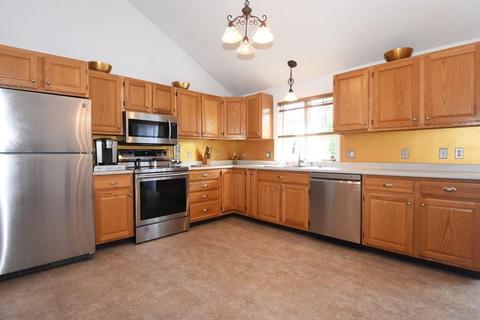 15 Dunkirk Ave, Worcester, MA 01604 photo 2