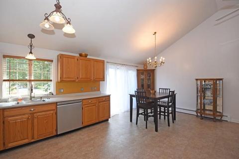 15 Dunkirk Ave, Worcester, MA 01604 photo 4