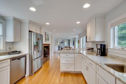 35 Meadowbrook, Needham, MA 02492 photo 11