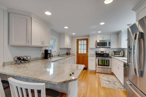 35 Meadowbrook, Needham, MA 02492 photo 10