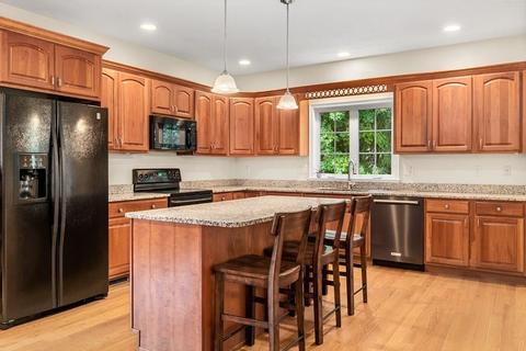 2 Thayer Rd, Mendon, MA 01756 photo 10