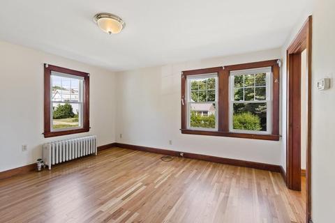 4 Glancy Ln, Dedham, MA 02026 photo 8