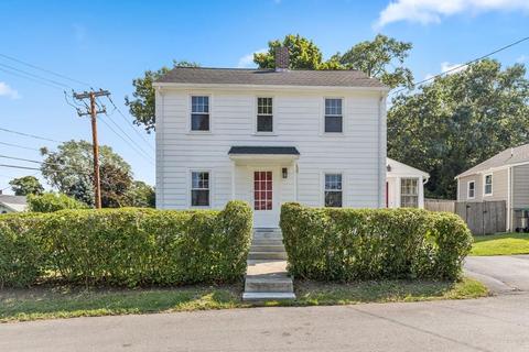 4 Glancy Ln, Dedham, MA 02026 photo 2