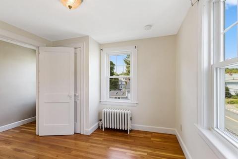 4 Glancy Ln, Dedham, MA 02026 photo 27