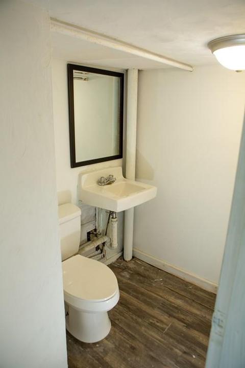 37 Dresden St, Springfield, MA 01109 photo 32