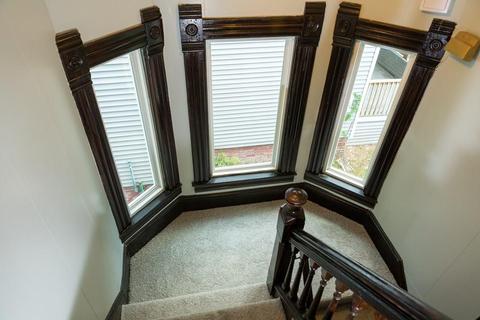 37 Dresden St, Springfield, MA 01109 photo 20