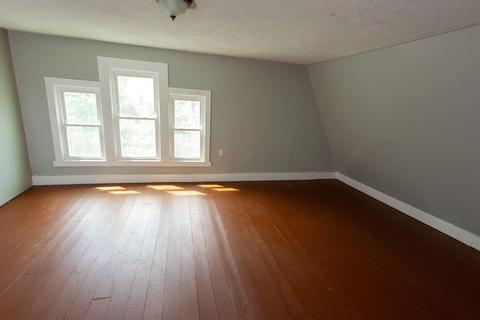 37 Dresden St, Springfield, MA 01109 photo 31