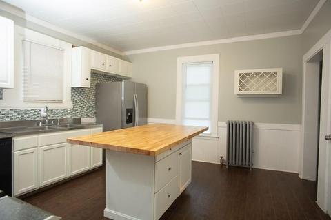 37 Dresden St, Springfield, MA 01109 photo 8