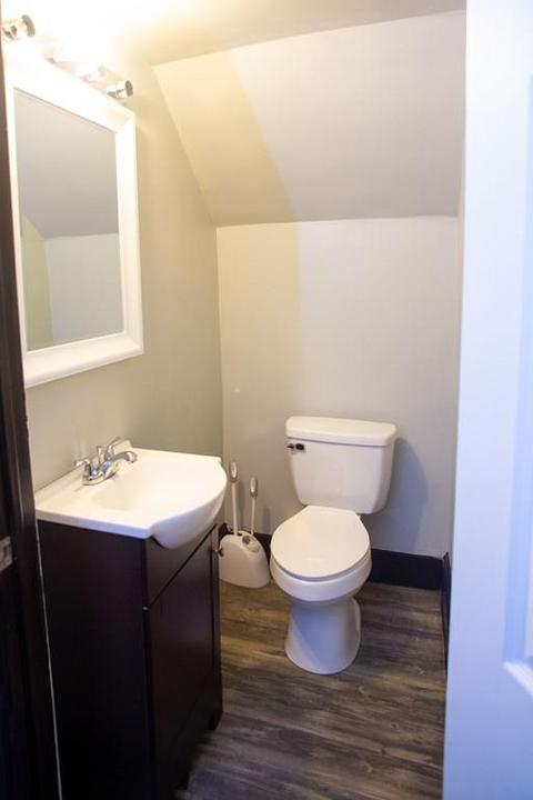 37 Dresden St, Springfield, MA 01109 photo 16