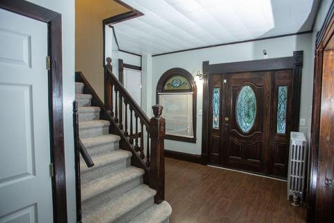 37 Dresden St, Springfield, MA 01109 photo 18