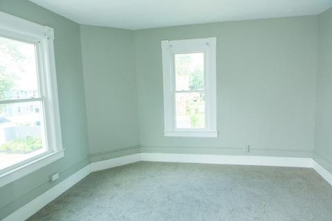 37 Dresden St, Springfield, MA 01109 photo 23