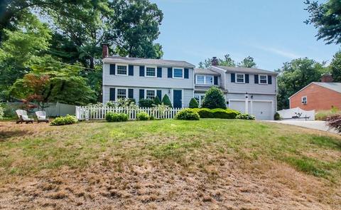 8 Pilgrim Rd, Hingham, MA 02043 photo 2