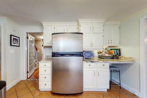 8 Pilgrim Rd, Hingham, MA 02043 photo 13