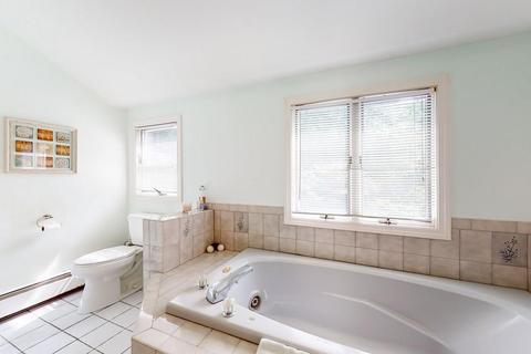 8 Pilgrim Rd, Hingham, MA 02043 photo 26