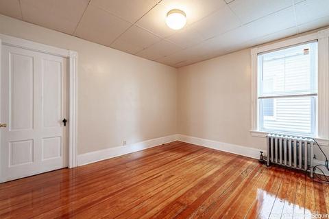 56 W Park Pl, Woonsocket, RI 02895 photo 6
