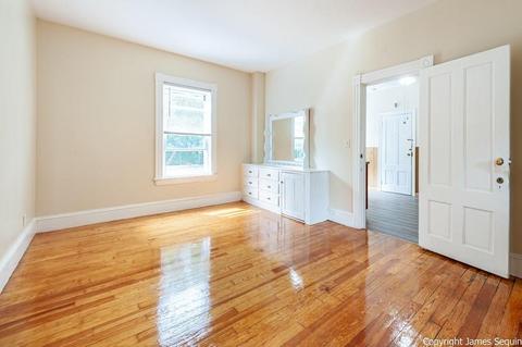 56 W Park Pl, Woonsocket, RI 02895 photo 7