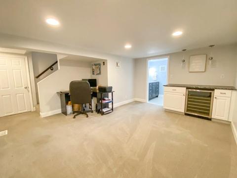 60 Old Brook Rd, Springfield, MA 01118 photo 31