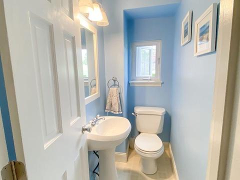 60 Old Brook Rd, Springfield, MA 01118 photo 22