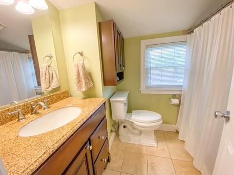 60 Old Brook Rd, Springfield, MA 01118 photo 30