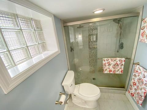 60 Old Brook Rd, Springfield, MA 01118 photo 35