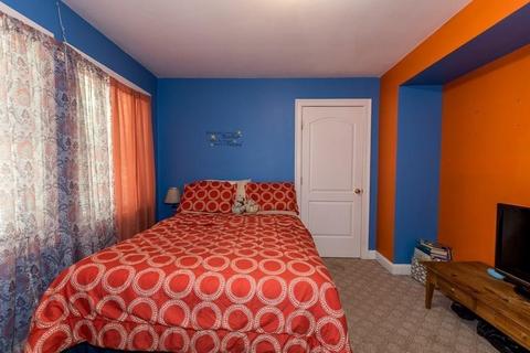 8 Whitins Rd #B, Sutton, MA 01590 photo 12