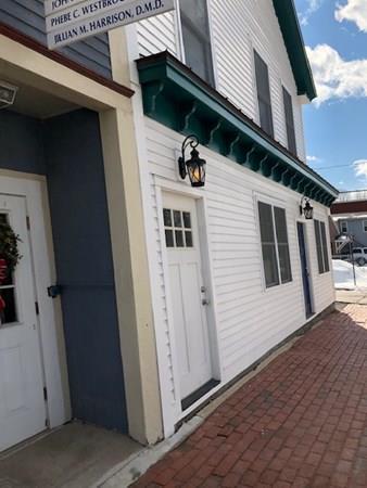 123 Main St, Epping, NH 03042 photo 3