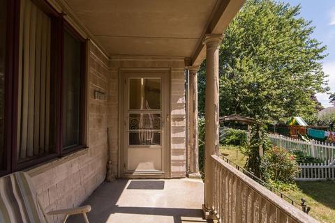 33 Ward St, Fall River, MA 02720 photo 4