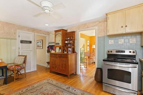 8 Euclid Ave, Marblehead, MA 01945 photo 11