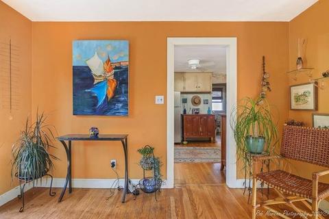 8 Euclid Ave, Marblehead, MA 01945 photo 8