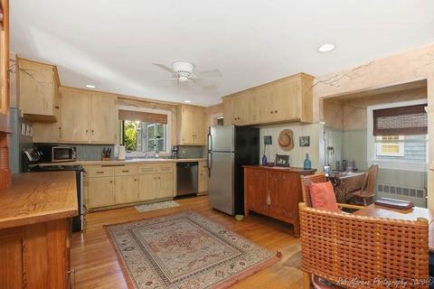 8 Euclid Ave, Marblehead, MA 01945 photo 12