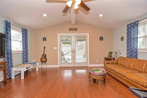 95 Carter St, Fall River, MA 02721 photo 9