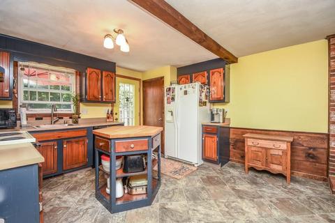 2 Pine St, Townsend, MA 01469 photo 13