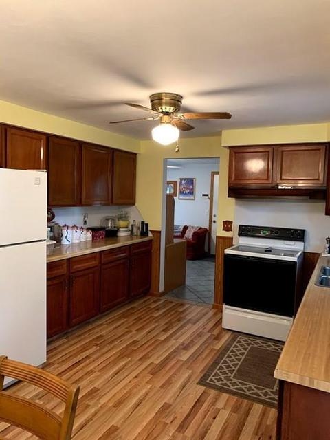36 Bostwick Ln, Chicopee, MA 01020 photo 7