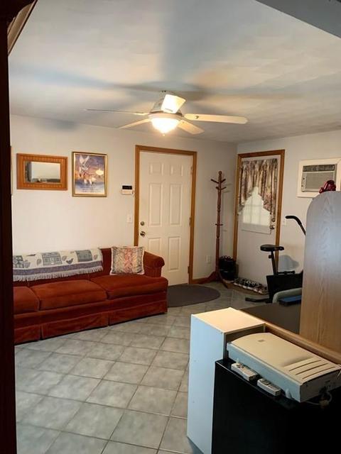 36 Bostwick Ln, Chicopee, MA 01020 photo 5